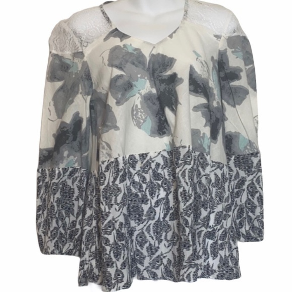 Mystree Boho Top with Lace Size S